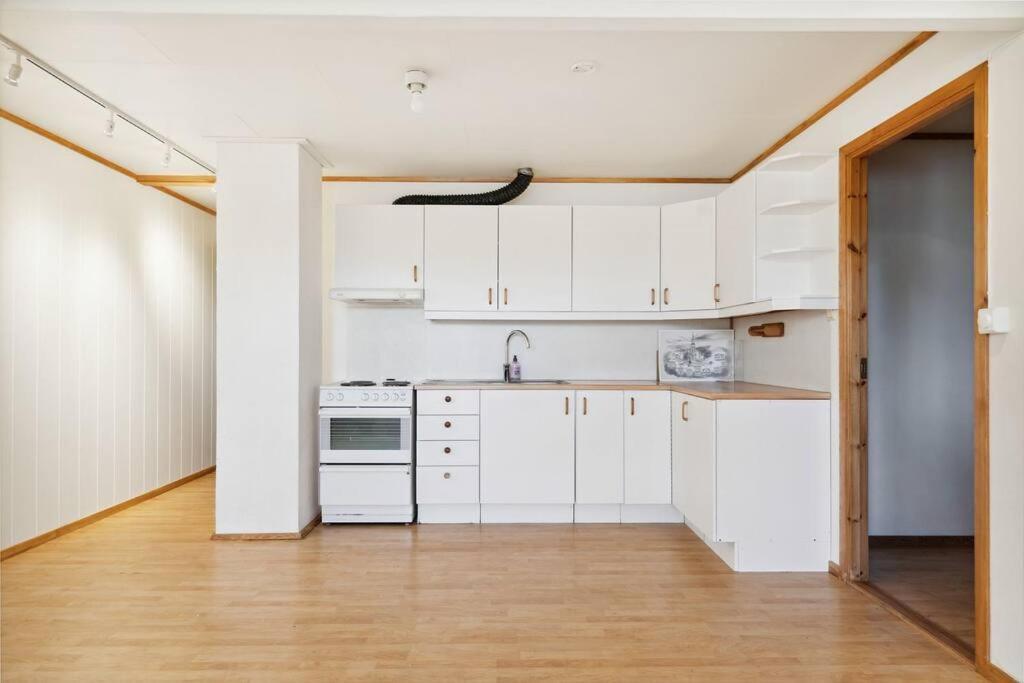 60 Sqm Apartment A - Free Parking! Tromso Exterior photo